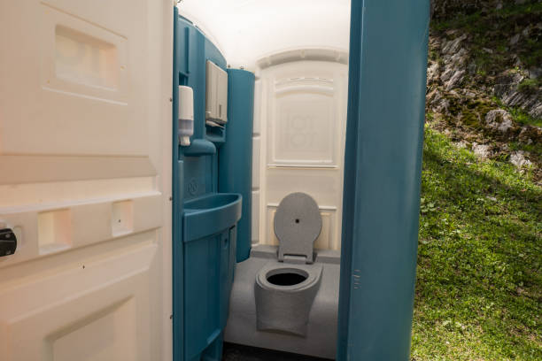 Best Sanitation services for porta potties  in Lloyd Harbor, NY